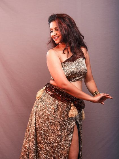 A very happy birthday to our dear instructor, Shruti! She is a beautiful teacher, dancer, and friend, and we are so grateful to have her in our Tarantismo family.