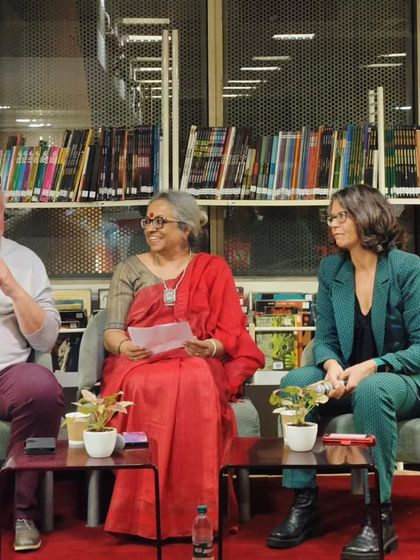 The panelists engage in a lively discussion about Quebec comics. We host specialized talks that delve into unique cultural niches within the Francophone world.