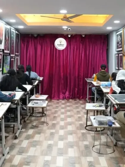 Our classroom is a vibrant community of artists. This is a typical day at Kalabhumi, with students of all ages and backgrounds working on their projects, learning from each other, and growing together.