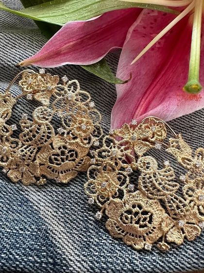 Gold Woven Like Lace photo 6