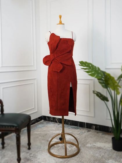 Ganavi Couture - Custom Gowns & Contemporary Wear Bespoke Gowns & Dresses photo 3