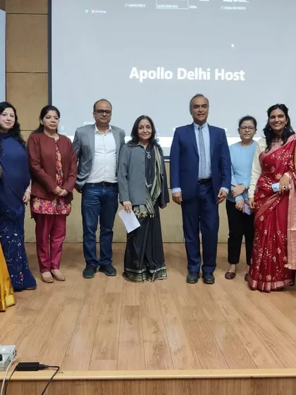 A group photo with the esteemed faculty at the Bariatric Nutrition Update at Apollo Hospital, New Delhi. It's always a wonderful experience to collaborate with and learn from fellow experts in the field.