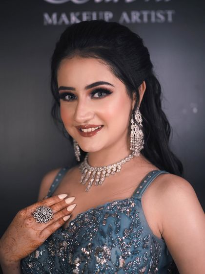 Surbhi Arora - Professional Makeup Course Glamorous Engagement & Cocktail Looks photo 21
