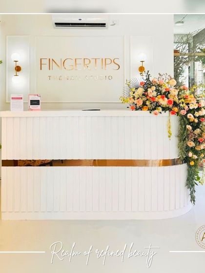 AKAR Design Studio - Interior Design Commercial Interiors: Cafes, Salons & Offices photo 4