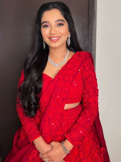 Another shot of the client, her beautiful smile completing the look.