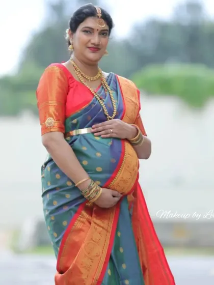 Glowing makeup for a special baby shower, or Shrimantha. I created a soft, radiant look to celebrate this mother-to-be, complementing her beautiful silk saree and ensuring she felt comfortable and beautiful.