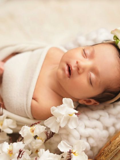 Newborn Portraits: The First Few Days photo 21