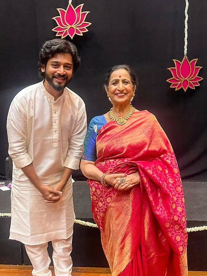 Ethnic Wear Modeling photo 12