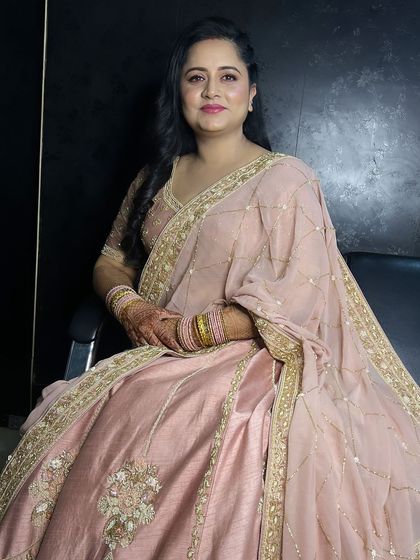 When you look gorgeous even without any jewelry. A simple, elegant party makeup look.