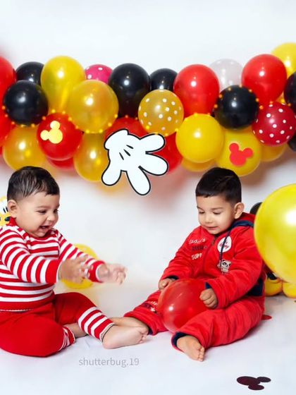 Cherished Sibling & Family Portraits photo 10