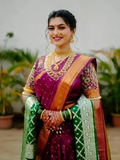 A portrait of a radiant Maharashtrian bride. I take care to capture the elegance of the bridal attire, from the rich Paithani saree to the intricate traditional jewellery.