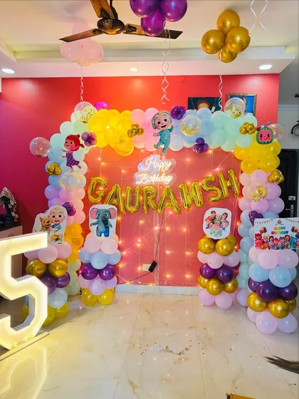 A complete look at the Cocomelon themed party area, ready for celebration.