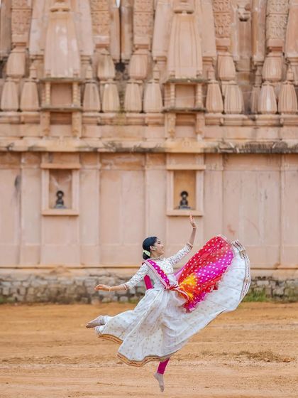Adithi Ashok - Indian Classical & Fusion Dance Performances The Dancing Sisters: Kathak & Bharatanatyam Duets photo 17