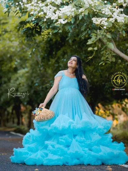 The Lucky Studio - Photoshoot & Special Occasion Outfit Rental Maternity Photoshoot Gowns photo 15