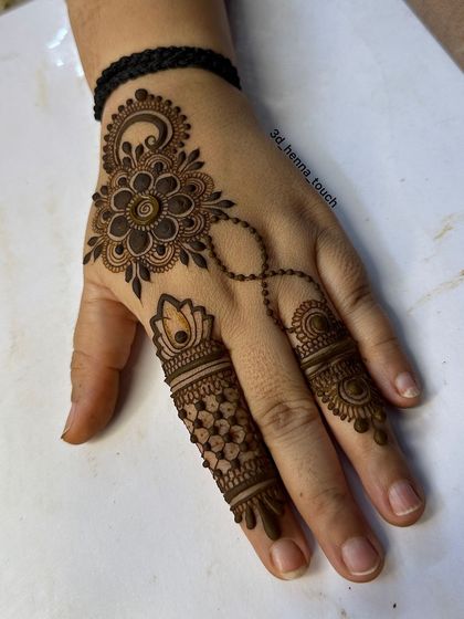 3D Henna Touch - Festive & Occasional Mehndi Minimalist & Chic Henna photo 43