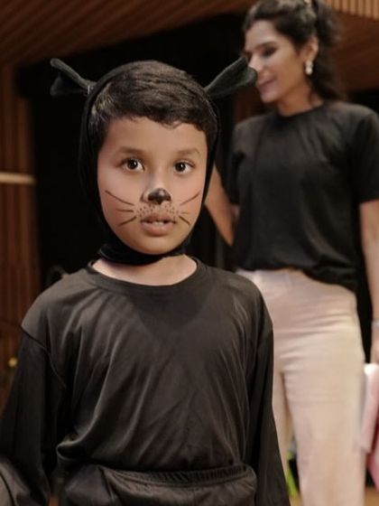 Behind the Curtain photo 19