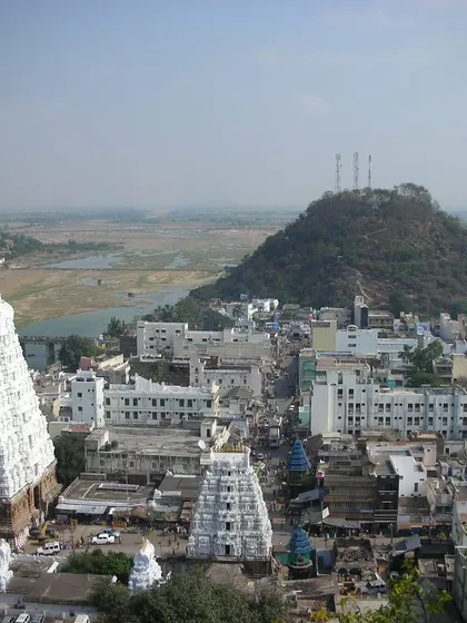 Srikalahasti is a temple where devotion is carved in stone. It is a powerful place where one can feel the holy presence of Lord Shiva in every corner.