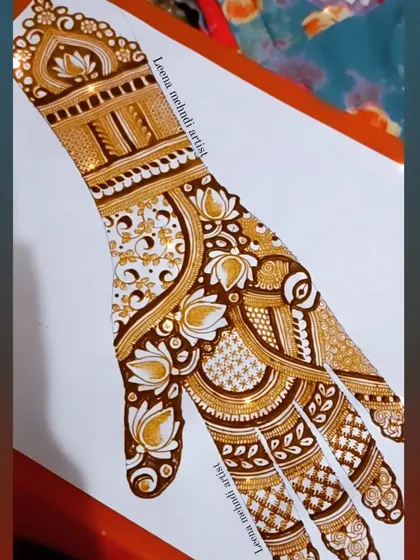 The completed practice design, a beautiful example of a siders mehndi pattern.