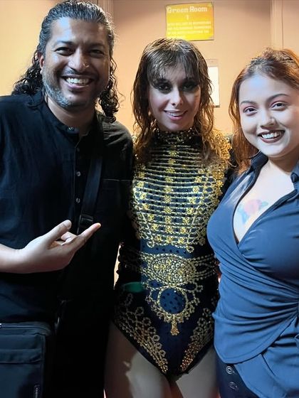 A close-up with the "crazy lil killer queen" herself, Veronica Swift.