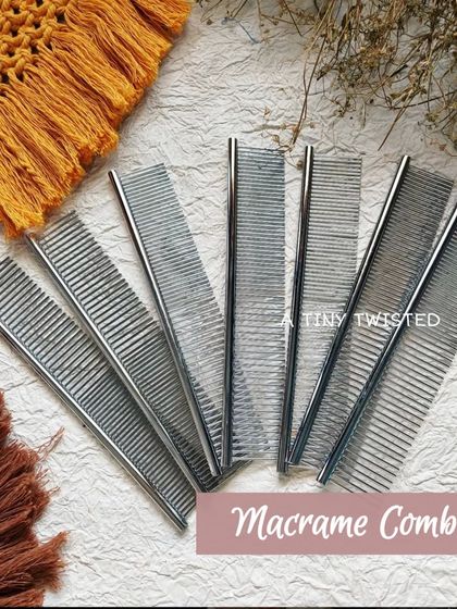 To get those perfectly straight and neat fringes, a good macramé comb is essential. This steel comb is strong and effective for detangling cords and preparing them for a clean trim on your tassels and wall hangings.