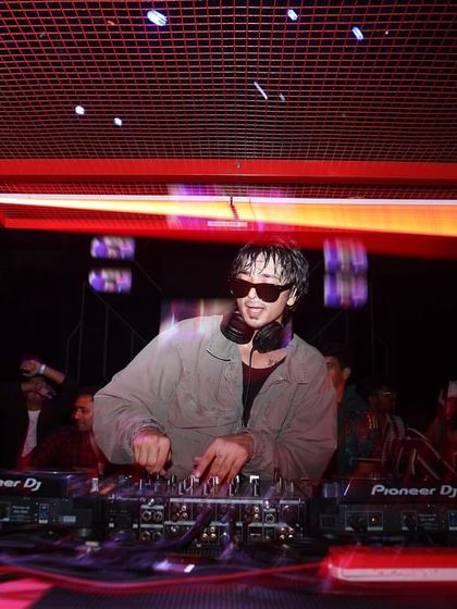 A motion-capture shot from the Sunburn Union gig, adding an artistic flair to the high-energy performance.