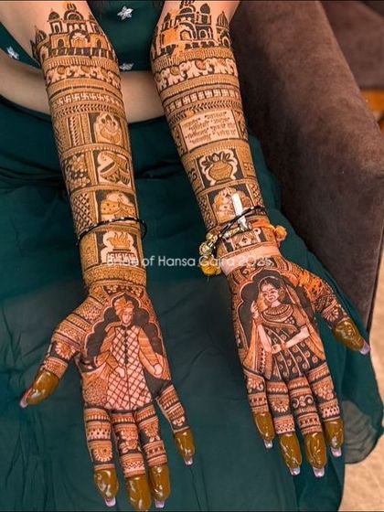 This design is a perfect example of how I blend personal stories with traditional art. It features custom portraits of the bride and groom, surrounded by classic patterns and auspicious symbols.