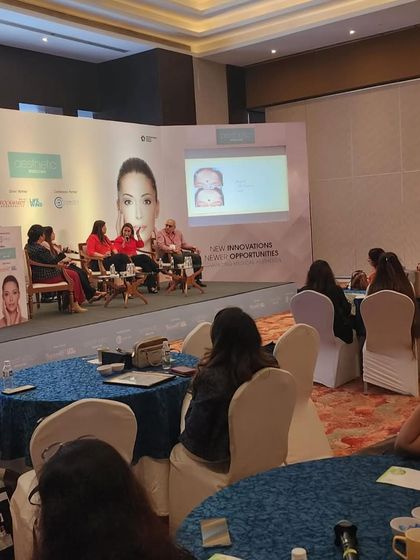 The audience at the Aesthetic Medicine conference. It is always inspiring to be in a room full of professionals dedicated to learning and improving patient outcomes.