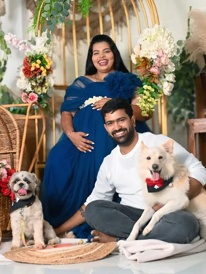 Your pets are family too, and I love including them in our sessions. This maternity shoot was so much fun with their two furry babies. I am always happy to welcome pets in my studio to make your family portraits complete.