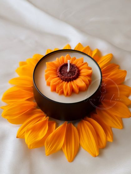 Over The Lune Studio - Custom Event Favors & Bulk Gifting Floral Candles: Urlis, Jars & More photo 43