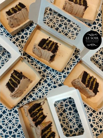 Le Soir Pâtisserie - Novelty Bakes & Dessert Gifts Bento Cakes & Slices photo 4