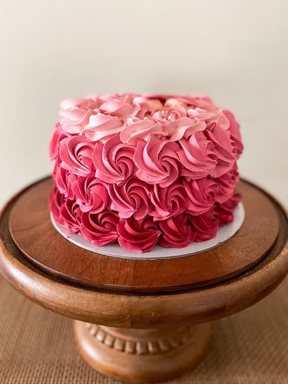 Gobble Cake - Designer & Bento Cakes Elegant Buttercream & Floral Art photo 3