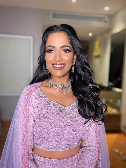 Deepanshi's happy and glowing look, perfect for a night of dancing and celebration.