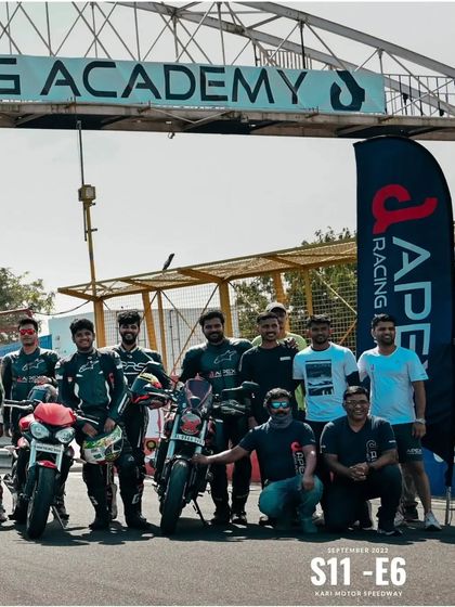Another group from our exclusive Triumph track day, showcasing the variety of modern classic and sport bikes from the brand.