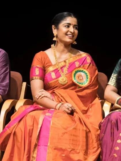 Sharing a moment on stage with our esteemed chief guests, Smt. K Sushma Rao and Vidwan Shri Manjunath Puttur, during Nrithya Milana.