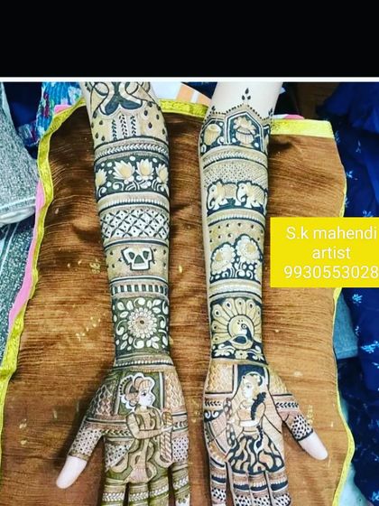 This design combines portraits with unique elements like a skull motif, showing my ability to create truly custom and modern designs.