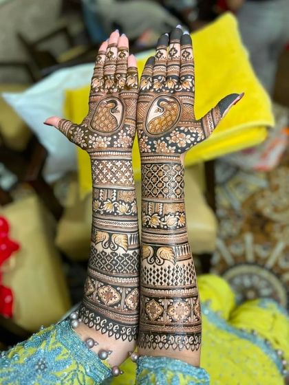 Vijay Singh - Bridal Mehndi Traditional Rajasthani & Jaipuri Motifs photo 17