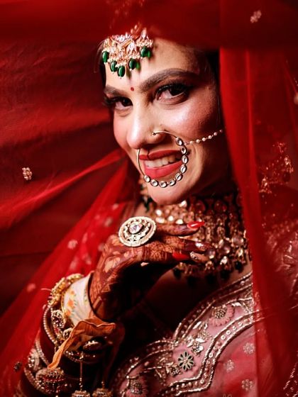 Artistic Bridal Portraits photo 45