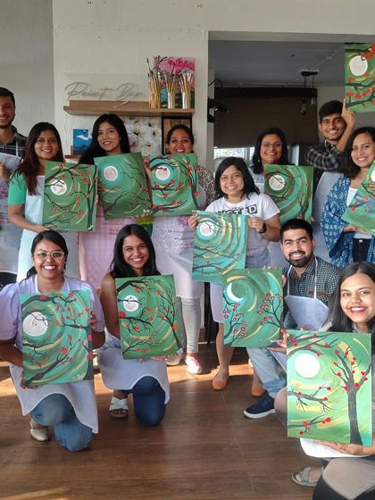 Paint Bar - Public Art Workshops & Experiences Unique Painting Techniques photo 10