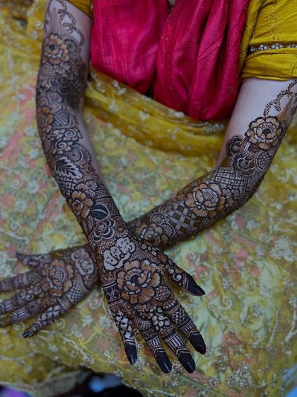 Z4 Studios - Bridal & Wedding Henna Signature Floral Bridal Henna photo 48