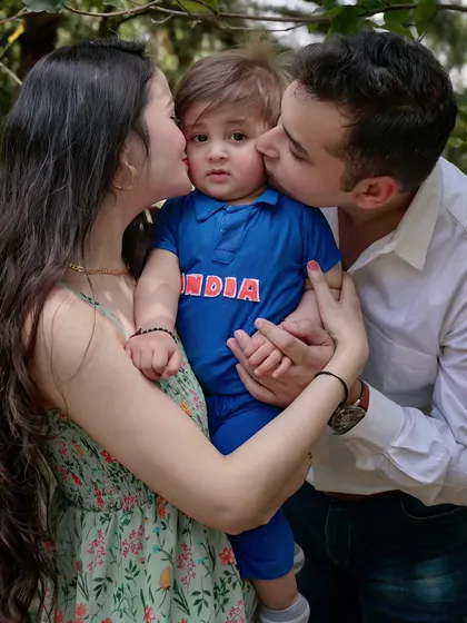 There is nothing more beautiful than the love between parents and their child. In this outdoor family shoot, I focused on capturing that connection. These are the candid, emotional moments that become your most treasured family portraits.