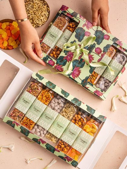A closer look at the Swaad Set being gifted. It’s the perfect box when you just can’t choose, offering the best of Soam in one go for any festive occasion.