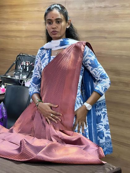Asmitha Makeover Artistry - Personal Grooming Workshops Saree Draping & Styling photo 11