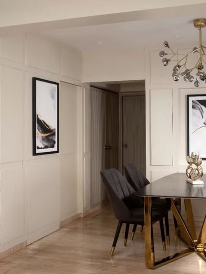 Grand Living & Dining Spaces photo 28