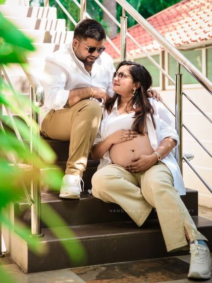 Outdoor Elegance: Lush Parks & Golden Light photo 23