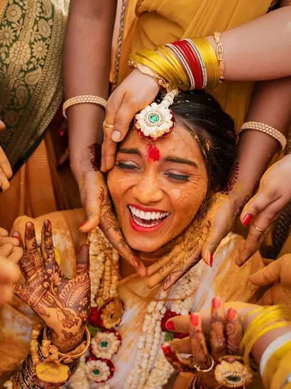The pure, uninhibited joy of a Haldi ceremony. This is what it's all about for me: capturing the real laughter and blessings from loved ones that you'll cherish forever.