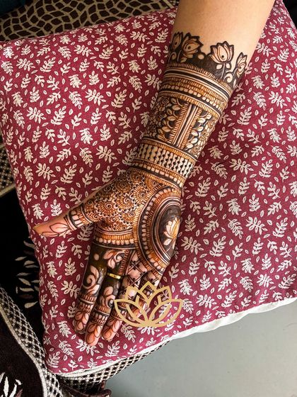 Lotus Mehendi Arts - Bridal & Occasion Mehendi Elaborate Bridal Designs photo 69