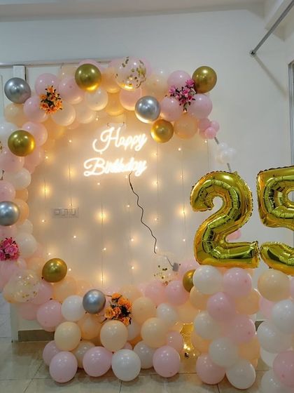 Birthday Balloon Arches & Backdrops photo 50