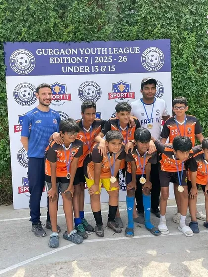 Our U13 Blue team after being awarded the runners up trophy in the Gurgaon Youth League. A spirited performance throughout the tournament.