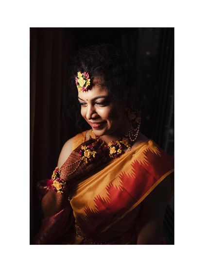 Haldi & Mehendi: Colors & Laughter photo 16