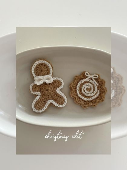 My gingerbread and cookie designs from the Christmas edit. You can decide how you want to use them: as a keychain, a bag charm, or a festive ornament for your tree.